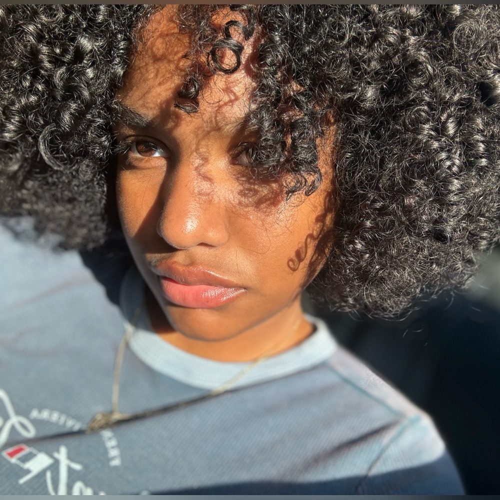 Meet your Posher, Mia